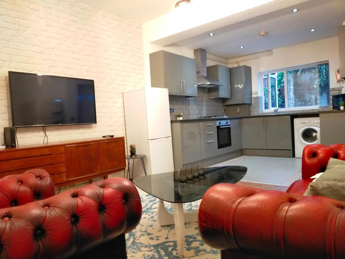 4 Bed Entire House - Heart Of The City - Near Sufc Sheffield Exteriér fotografie